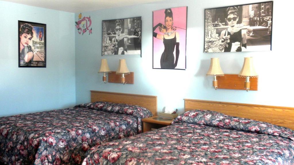 Blue And White Motel Kalispell Habitación foto