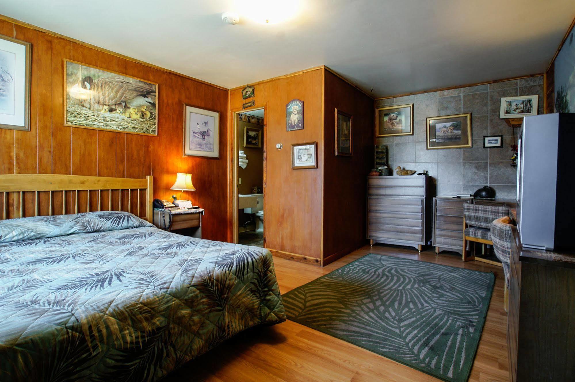Blue And White Motel Kalispell Exterior foto